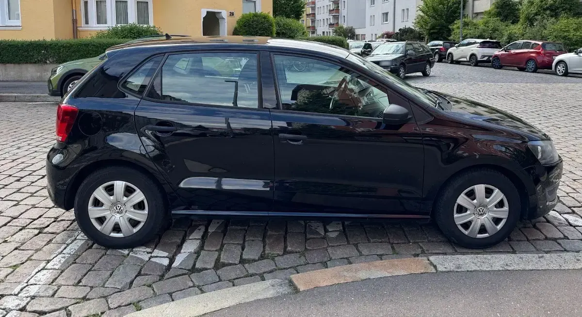 Gebraucht VW Polo 82 PS (60 kW) 2012 Schwarz Kleinwagen