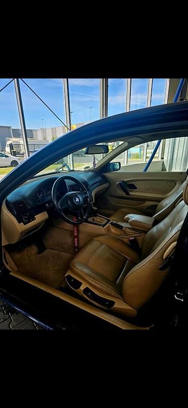 Gebraucht BMW 316 Compact 116 PS (85 kW) 2004 Blau Kleinwagen