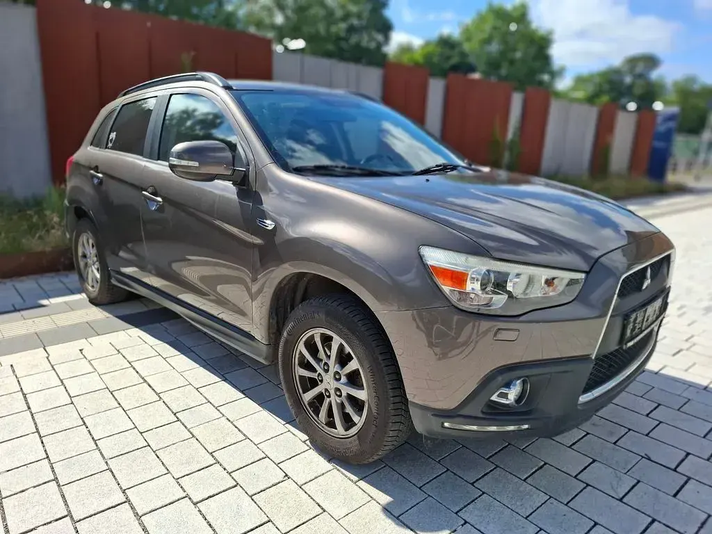 Gebraucht Mitsubishi ASX 150 PS (110 kW) 2013 Braun SUV