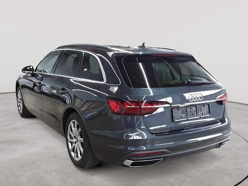 Gebraucht Audi A4 Ambiente 163 PS (119 kW) 2021 Manhattangrau metallic Kombi
