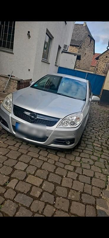 Silber Gebraucht 2006 Opel Vectra Limousine | 1.900 € (Fairer Preis) - Bild 1/4