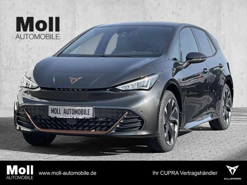 Quasargrau (metallic) Gebraucht 2024 Cupra Born Kleinwagen | 32.480 € (Fairer Preis) - Bild 1/4