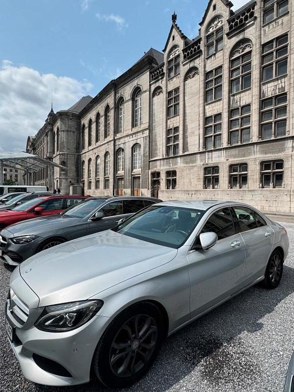 Silber Gebraucht 2015 Mercedes C200 Limousine | 17.000 € (Fairer Preis) - Bild 1/4