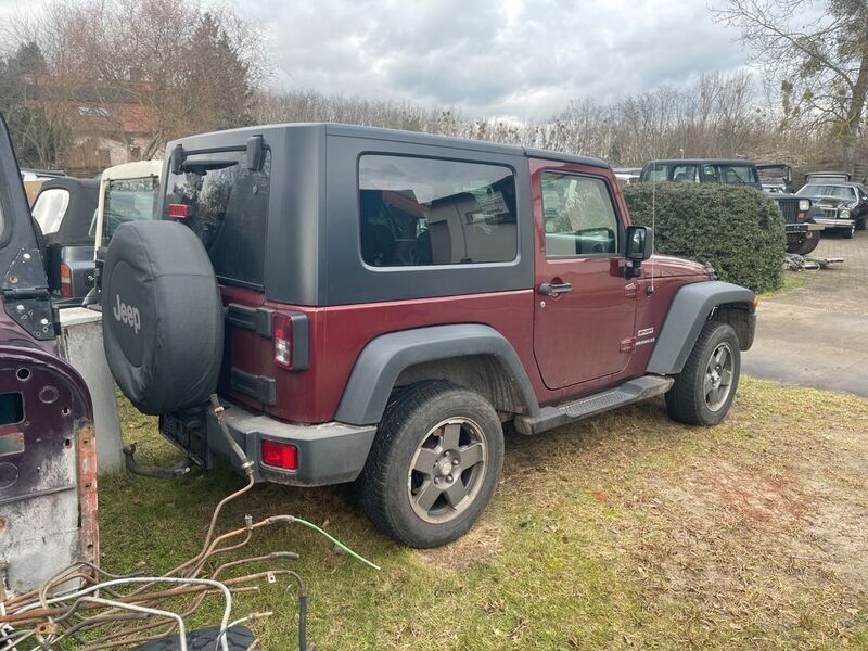 Gebraucht Jeep Wrangler Sport 177 PS (130 kW) 2009 Rot SUV