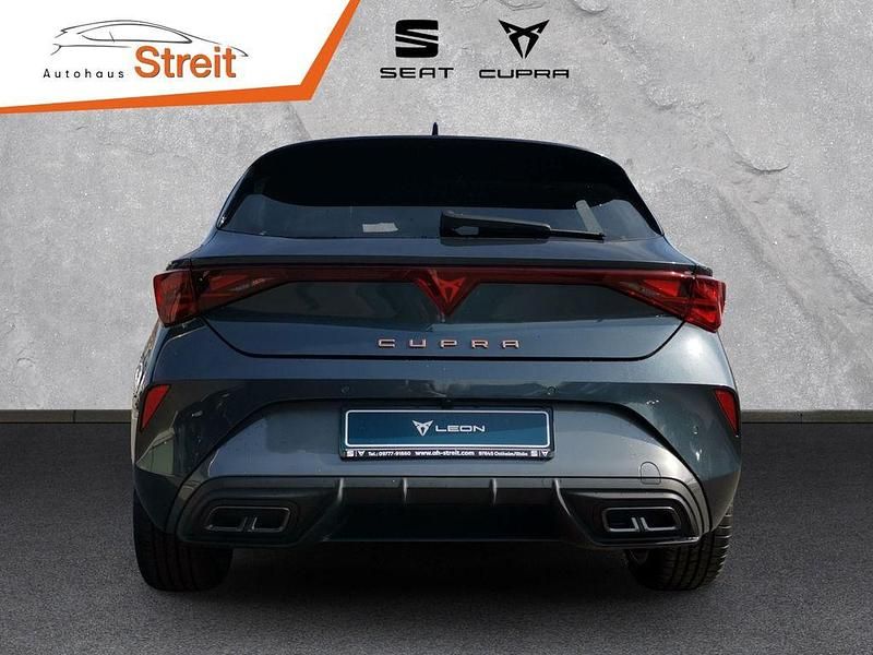 Gebraucht Cupra Leon 150 PS (110 kW) 2024 Grau) magnetic grau metallic (grau Limousine