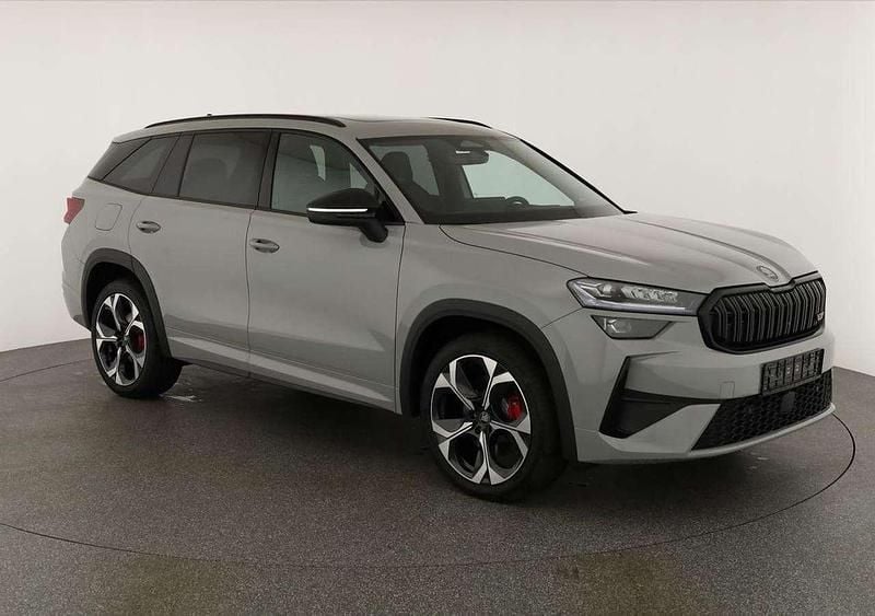 Stahl grau Neu 2025 Skoda Kodiaq RS SUV | 55.090 € (Fairer Preis) - Bild 1/4