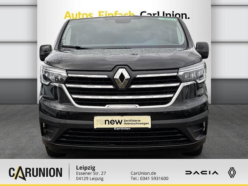 Gebraucht Renault Trafic Life 150 PS (110 kW) 2023 Tenebroschwarz meta Van / Kleinbus