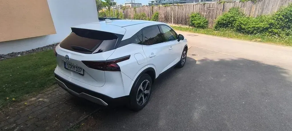 Gebraucht Nissan Qashqai 158 PS (116 kW) 2022 Weiß SUV