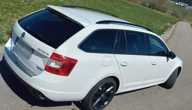 Gebraucht Skoda Octavia RS 220 PS (161 kW) 2014 Weiß Kleinwagen