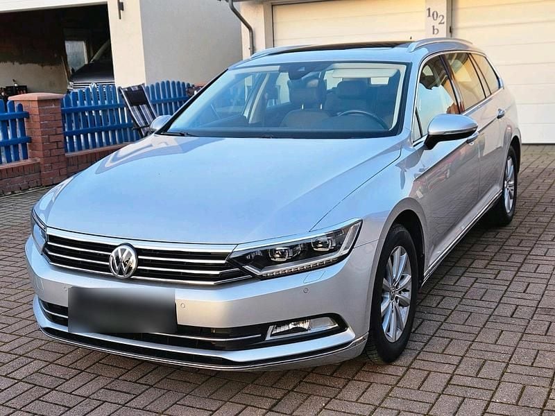 Gebraucht VW Passat Highline 150 PS (110 kW) 2018 Silber Kombi