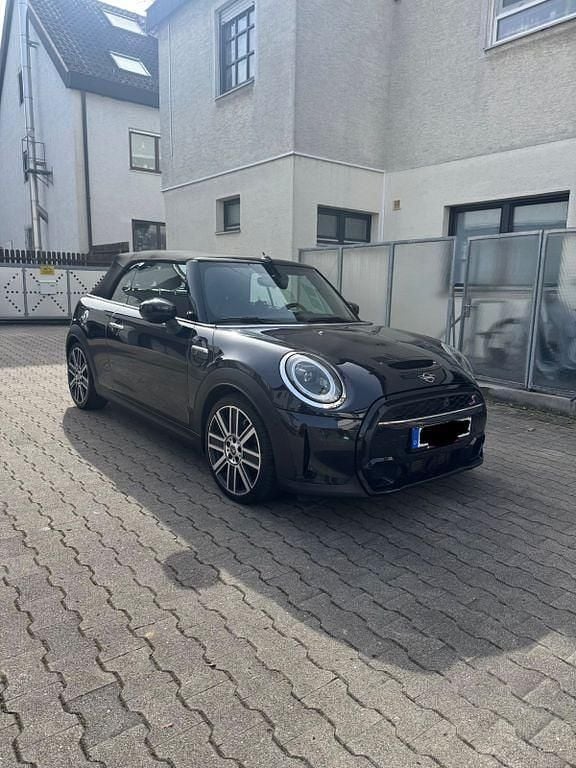 Gebraucht Mini Cooper S Cabriolet 178 PS (130 kW) 2022 Schwarz Cabrio