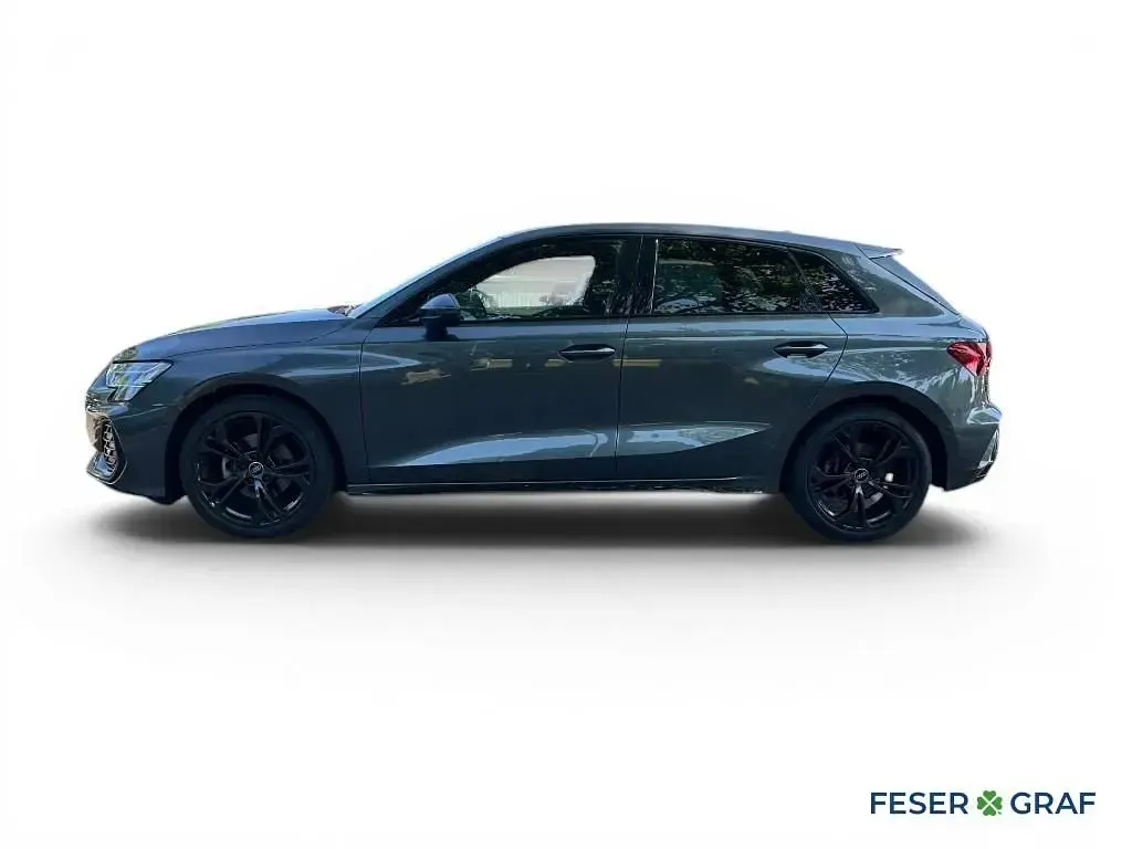 Gebraucht Audi A3 S-Line 150 PS (110 kW) 2025 Daytonagrau perleffekt Limousine