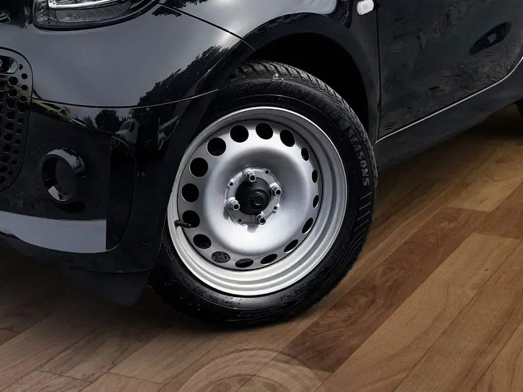 Gebraucht Smart ForTwo Electric Drive 60 kW (82 PS) 2023 Schwarz Coupé