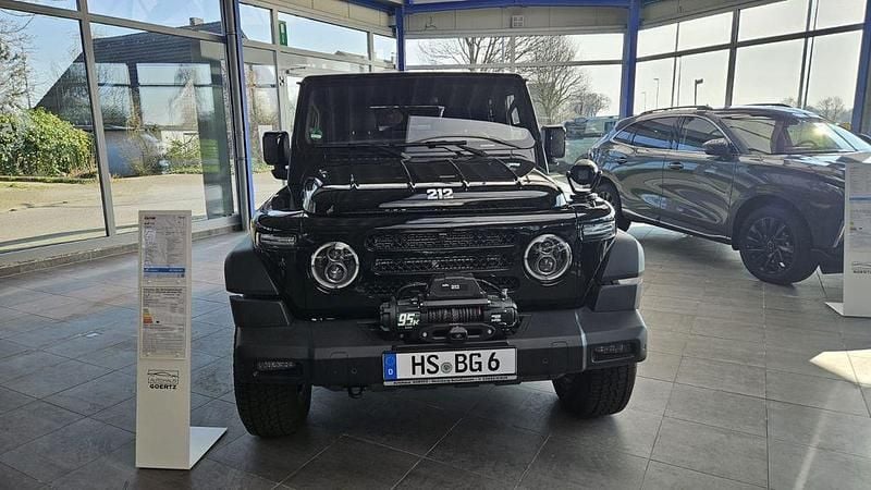 Neu BAW 212 166 PS (122 kW) 2026 Schwarz SUV