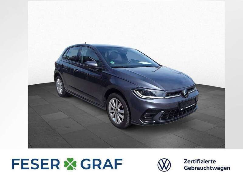 Rauchgrau metallic Gebraucht 2024 VW Polo R-line Limousine | 22.440 € (Guter Preis) - Bild 1/2