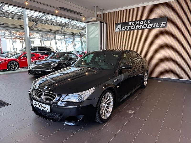 Schwarz Gebraucht 2006 BMW M5 Performance Limousine | 42.900 € (Fairer Preis) - Bild 1/4