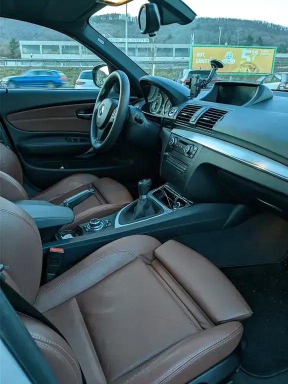 Gebraucht BMW 130 M Performance 258 PS (189 kW) 2011 Weiß Kleinwagen