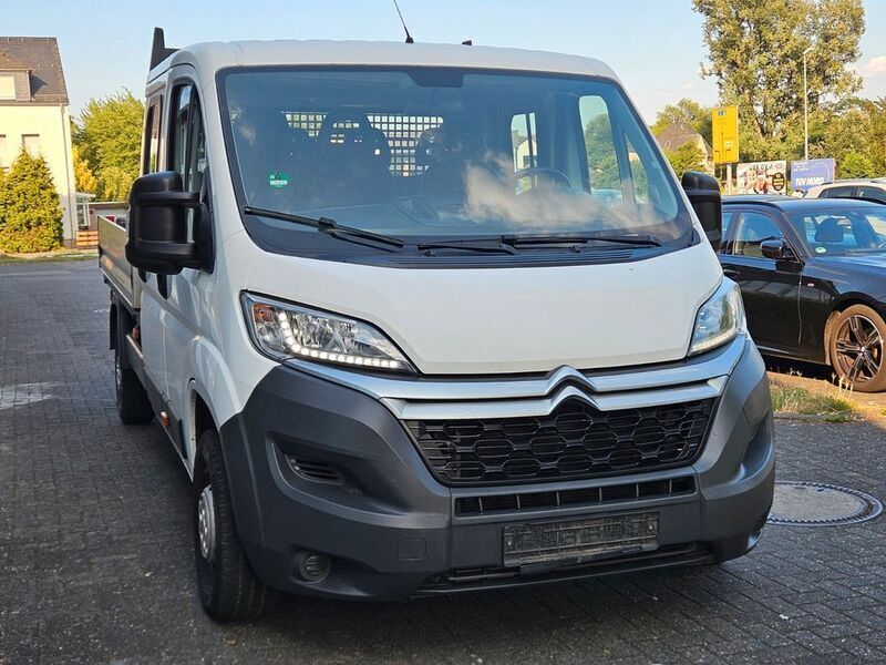 Weiß Gebraucht 2019 Citroën Jumper Van / Kleinbus | 14.200 € (Fairer Preis) - Bild 1/4