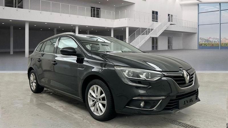 Gebraucht Renault Mégane IV Bose Edition 132 PS (97 kW) 2018 Schwarz Limousine