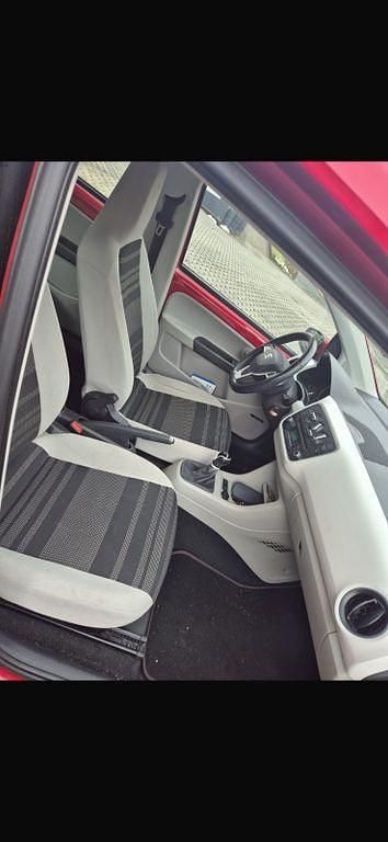 Gebraucht Seat Mii Style 60 PS (44 kW) 2015 Rot Kleinwagen
