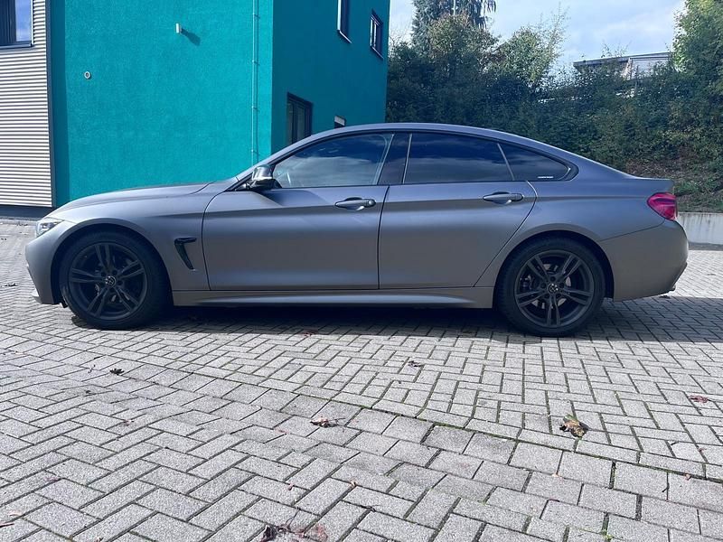 Gebraucht BMW 420 190 PS (139 kW) 2018 Silber Coupé