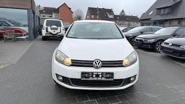 Gebraucht VW Golf VII Style 105 PS (77 kW) 2012 Weiß Limousine