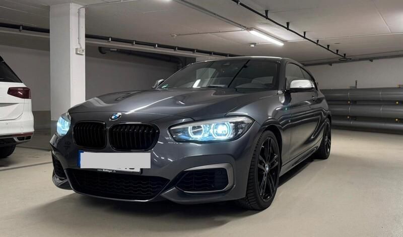 Grau Gebraucht 2018 BMW M140 Shadowline Coupé | 28.500 € (Guter Preis) - Bild 1/4