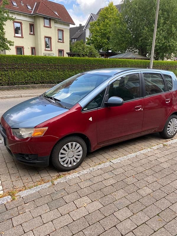 Rot Gebraucht 2009 Mitsubishi Colt Kleinwagen | 2.100 € (Guter Preis) - Bild 1/4