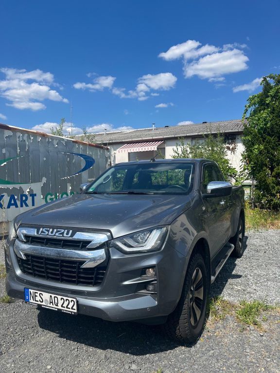 Grau Gebraucht 2022 Isuzu D-Max Abholung | 34.500 € (Superpreis) - Bild 1/4