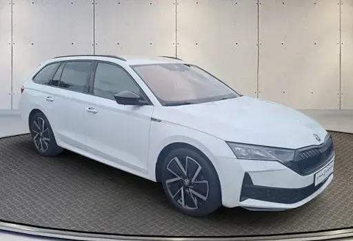 Gebraucht Skoda Octavia SportLine 150 PS (110 kW) 2024 Weiß Kombi