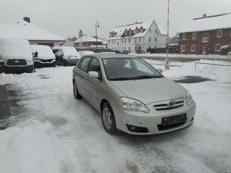 Silber Gebraucht 2006 Toyota Corolla Edition Limousine | 2.250 € (Superpreis) - Bild 1/4