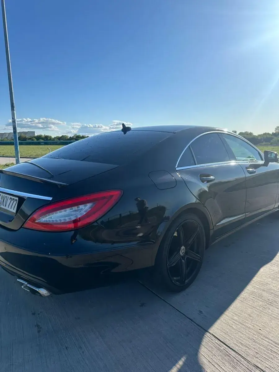 Gebraucht Mercedes CLS350 265 PS (194 kW) 2011 Schwarz Coupé