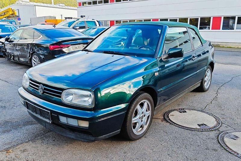 Gebraucht VW Golf Cabriolet 101 PS (74 kW) 1997 Grün Cabrio