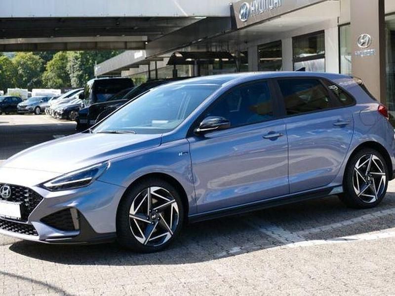 Blau Gebraucht 2024 Hyundai i30 N Line Limousine | 25.490 € (Fairer Preis) - Bild 1/4