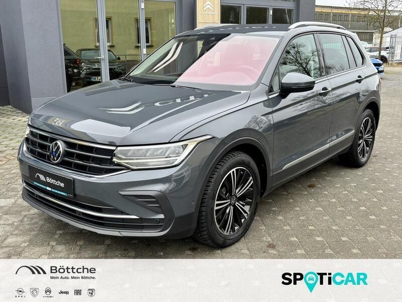 Delfingrau metallic Gebraucht 2022 VW Tiguan Active SUV | 27.780 € (Guter Preis) - Bild 1/4