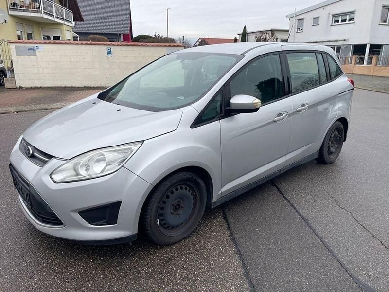 Gebraucht Ford Grand C-Max 140 PS (102 kW) 2011 Silber Van / Kleinbus