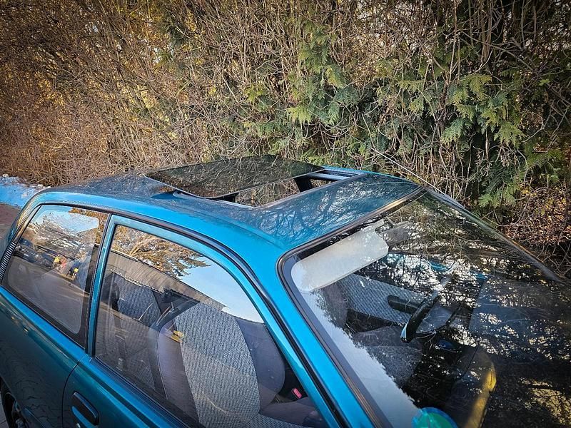 Gebraucht Toyota Starlet 75 PS (55 kW) 1994 Grün Kleinwagen