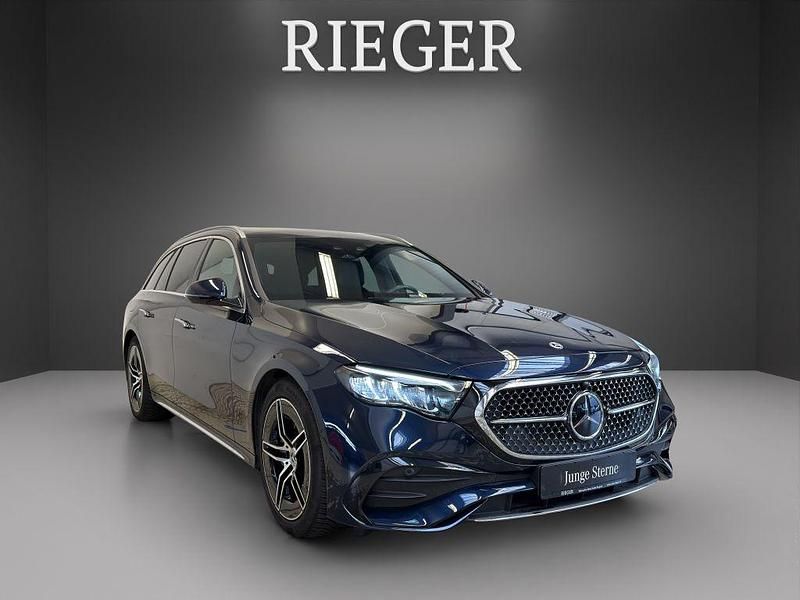 Gebraucht Mercedes E220 AMG 197 PS (144 kW) 2024 Blau Kombi
