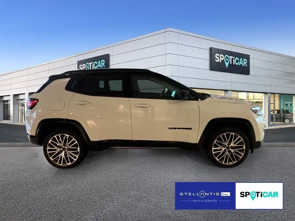 Gebraucht Jeep Compass Summit 179 PS (131 kW) 2025 Weiß SUV
