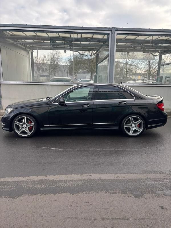 Gebraucht Mercedes C300 Sport Edition 231 PS (169 kW) 2013 Schwarz Limousine