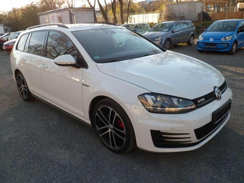 Second-hand VW Golf VII GTD 184 CP (135 kW) 2016 Alb Break