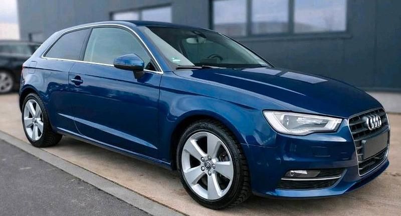 Gebraucht Audi A3 110 PS (80 kW) 2016 Blau Kleinwagen