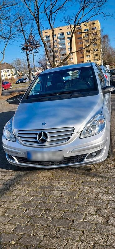 Gebraucht Mercedes B170 116 PS (85 kW) 2005 Silber Van / Kleinbus