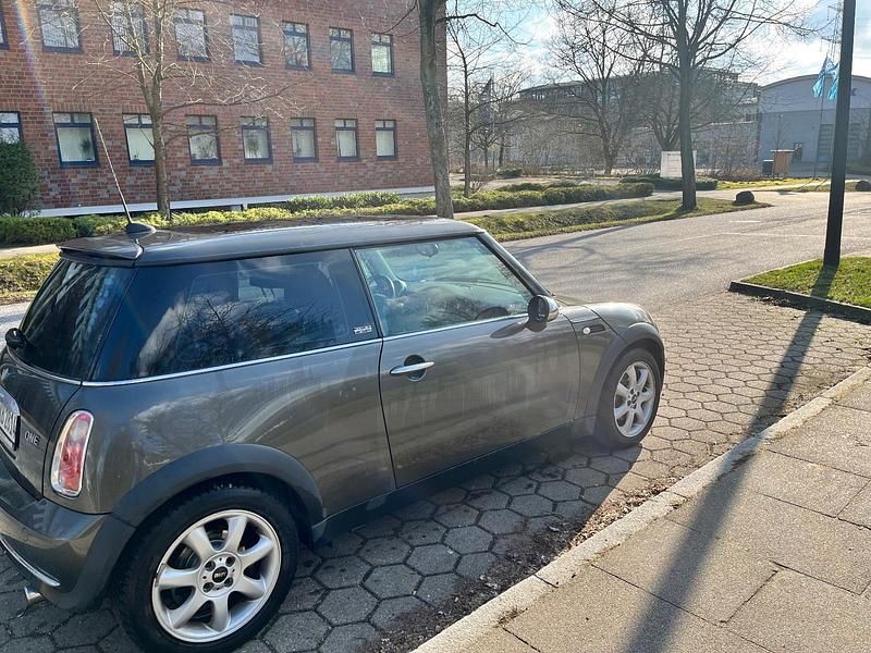 Gebraucht Mini ONE 90 PS (66 kW) 2006 Grau Kleinwagen