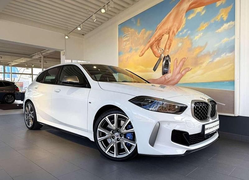 Gebraucht BMW 135 306 PS (225 kW) 2022 Alpinweiss iii Kleinwagen