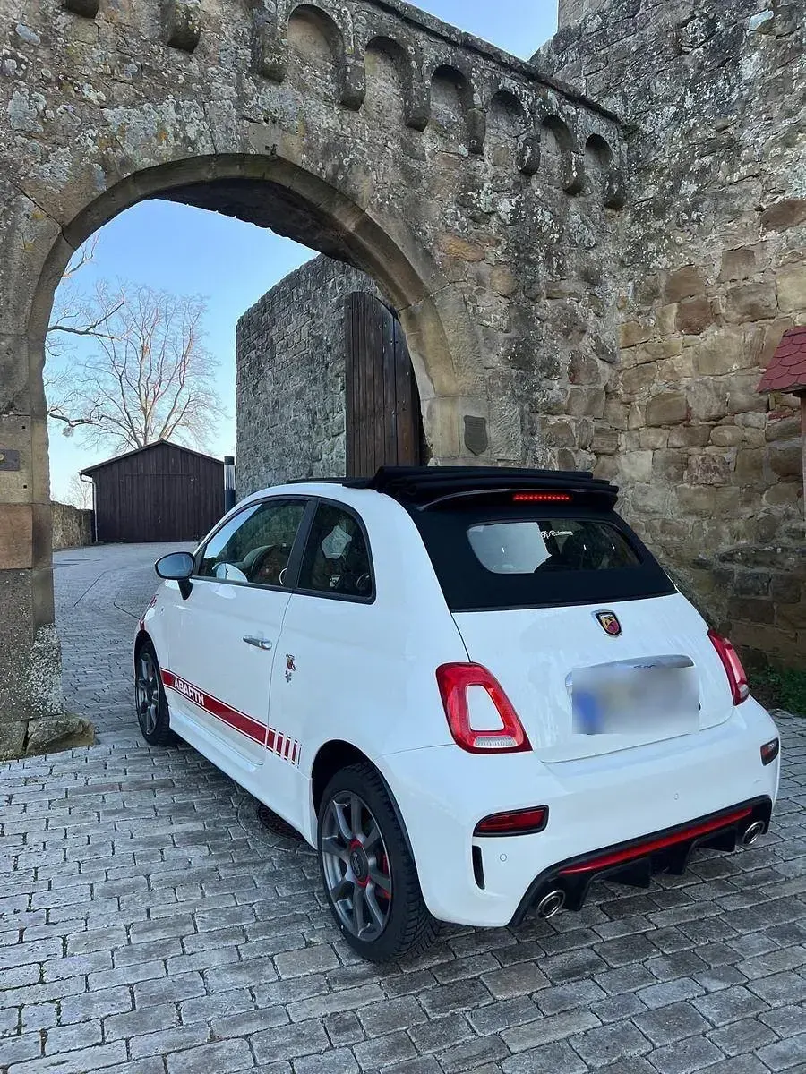 Gebraucht Abarth 595C 145 PS (106 kW) 2020 Weiß Cabrio