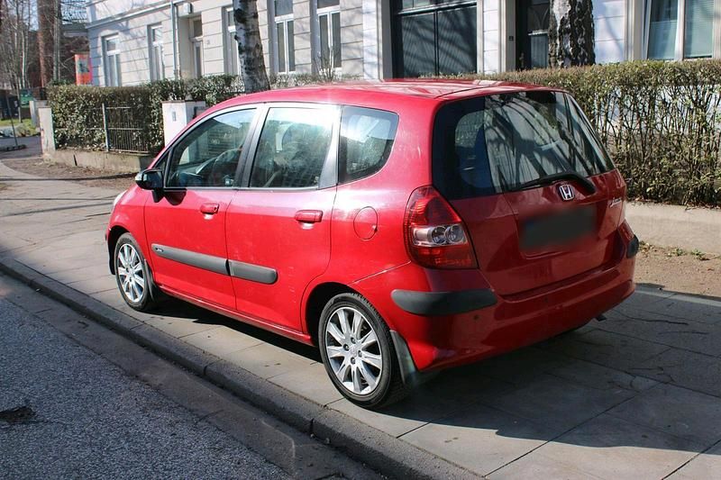 Gebraucht Honda Jazz 83 PS (61 kW) 2005 Rot Kleinwagen