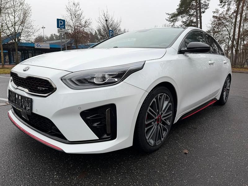Weiß Gebraucht 2019 Kia ProCeed Kombi | 15.750 € (Superpreis) - Bild 1/4