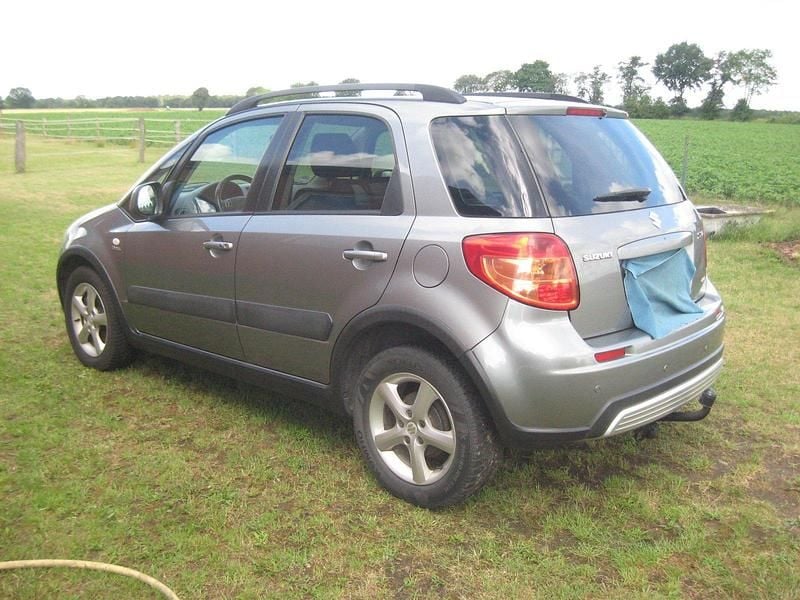 Gebraucht Suzuki SX4 120 PS (88 kW) 2009 Silber SUV