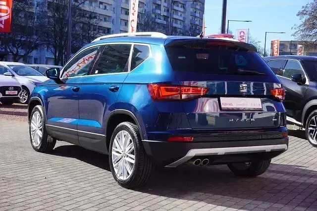 Używany Seat Ateca 4Drive 190 KM (139 kW) 2018 Niebieski SUV
